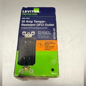 Leviton 20 Amp Tamper-Resistant GFCI Outlet